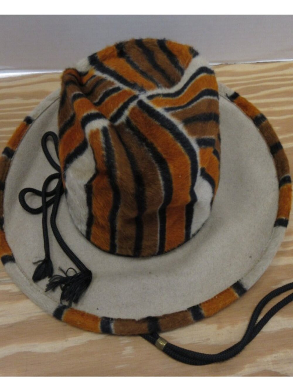 VGT Yves Saint Laurent Hat 6 YSL Faux Fur 60s 70s Festival Austrian - Picture 2 of 15